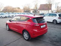 Gebraucht Ford Fiesta Cool & Connect 75 PS (55 kW) 2020 Race rot Kleinwagen