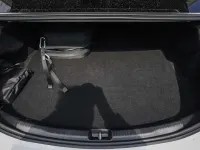 Gebraucht Mercedes C300e Avantgarde 313 PS (230 kW) 2024 Weiß Limousine