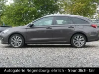 Gebraucht Hyundai i30 Passion Plus 120 PS (88 kW) 2018 Grau Kombi