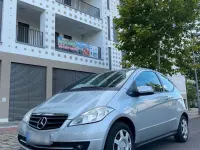 Gebraucht Mercedes A160 95 PS (69 kW) 2010 Silber Limousine