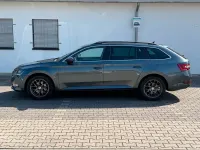 Gebraucht Skoda Superb Ambition 150 PS (110 kW) 2018 Grau Kombi