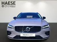 Gebraucht Volvo V60 Ultra 197 PS (144 kW) 2025 Aurora silver Kombi