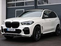 Gebraucht BMW X5 M 530 PS (389 kW) 2022 Mineralweiß metallic SUV