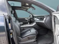 Gebraucht Audi Q8 286 PS (210 kW) 2024 Blau SUV