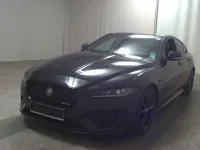 Gebraucht Jaguar XE R-Dynamic 204 PS (150 kW) 2021 Santorini black (metallic) Limousine