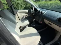 Gebraucht Ford Fiesta 69 PS (50 kW) 2003 Schwarz Kleinwagen