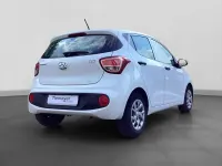 Gebraucht Hyundai i10 Passion Plus 67 PS (49 kW) 2017 Weiß Kleinwagen