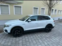 Gebraucht VW Touareg 231 PS (169 kW) 2019 Weiß SUV