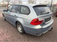 Gebraucht BMW 320 150 PS (110 kW) 2006 Arktis Kombi