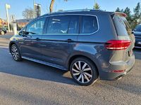 Gebraucht VW Touran Highline 150 PS (110 kW) 2022 Delfingrau metallic Van / Kleinbus