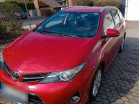 Gebraucht Toyota Auris 124 PS (91 kW) 2014 Rot Kombi