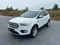 Gebraucht Ford Kuga 150 PS (110 kW) 2019 Weiß SUV