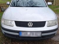 Gebraucht VW Passat 101 PS (74 kW) 1997 Silber Kombi