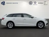 Gebraucht Skoda Octavia Style 116 PS (85 kW) 2023 Candyweiss Kombi