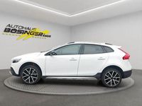 Gebraucht Volvo V40 CC You! 190 PS (139 kW) 2016 Weiß Kombi