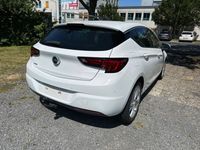 Gebraucht Opel Astra Dynamic 150 PS (110 kW) 2018 Weiß Limousine