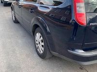 Gebraucht Ford Focus 100 PS (73 kW) 2007 Blau Kombi