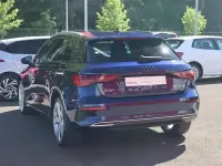 Gebraucht Audi A3 Comfort 150 PS (110 kW) 2021 Blau Limousine