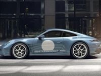 Neu Porsche 992 525 PS (386 kW) 2025 Blau Coupé