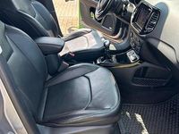 Gebraucht Jeep Compass Limited 140 PS (102 kW) 2018 Grau SUV