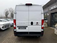 Gebraucht Fiat Ducato 140 PS (102 kW) 2023 Weiß (metallic) Van