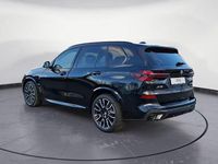 Nouă BMW X5 352 CP (258 kW) 2026 Negru SUV