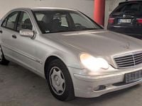 Gebraucht Mercedes C200 122 PS (89 kW) 2003 Silber Limousine