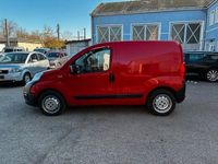 Gebraucht Fiat Fiorino 80 PS (58 kW) 2018 Rot Van / Kleinbus