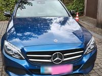 Gebraucht Mercedes C220 170 PS (125 kW) 2018 Blau Kombi