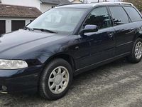 Gebraucht Audi A4 Ambiente 116 PS (85 kW) 2000 Blau Kombi