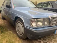 Gebraucht Mercedes 190 118 PS (86 kW) 1990 Blau Limousine