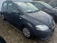 Gebraucht VW Fox 54 PS (39 kW) 2010 Grau Kleinwagen