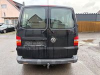 Gebraucht VW Caravelle 131 PS (96 kW) 2008 Schwarz Van / Kleinbus