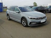 Gebraucht VW Passat Business 200 PS (147 kW) 2023 Mondsteingrau Kombi