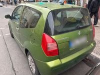 Second-hand Citroën C2 79 CP (58 kW) 2004 Verde Hatchback