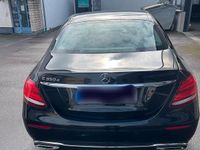 Gebraucht Mercedes E350 Avantgarde 258 PS (189 kW) 2016 Schwarz Limousine