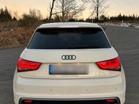 Gebraucht Audi A1 Sport 105 PS (77 kW) 2010 Weiß Kleinwagen
