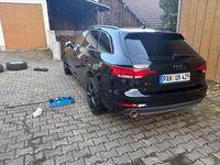 Gebraucht Audi A4 150 PS (110 kW) 2018 Schwarz Kombi