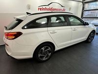 Gebraucht Hyundai i30 101 PS (74 kW) 2025 Weiß Kombi