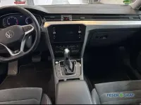 Gebraucht VW Passat Elegance 150 PS (110 kW) 2023 Deep black perleffekt Kombi