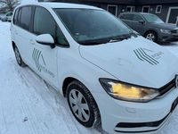 Gebraucht VW Touran Comfortline 116 PS (85 kW) 2017 Weiß Van / Kleinbus