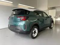 Neu Opel Frontera Edition 145 PS (106 kW) 2026 Khaki grün metallic SUV