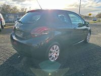 Gebraucht Peugeot 208 68 PS (50 kW) 2018 Schwarz Kleinwagen