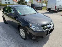 Gebraucht Opel Astra Selection 90 PS (66 kW) 2009 Schwarz Limousine