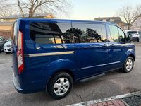 Gebraucht Ford Tourneo 131 PS (96 kW) 2017 Blau Van / Kleinbus