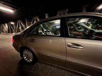 Gebraucht Mercedes E220 Elegance 150 PS (110 kW) 2005 Limousine
