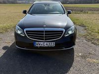 Gebraucht Mercedes C220 194 PS (142 kW) 2019 Schwarz Limousine