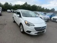 Gebraucht Opel Corsa Selection 69 PS (50 kW) 2015 Weiß Kleinwagen