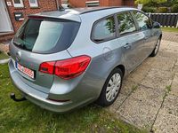 Używany Opel Astra Edition 165 KM (121 kW) 2013 Szary Kombi