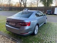 Gebraucht Skoda Superb Style 150 PS (110 kW) 2016 Limousine